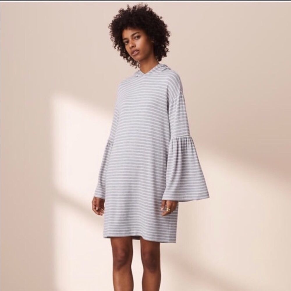 LOU & GREY | Flare Sleeve Hooded Striped Dress Gray White Women’s Size Small